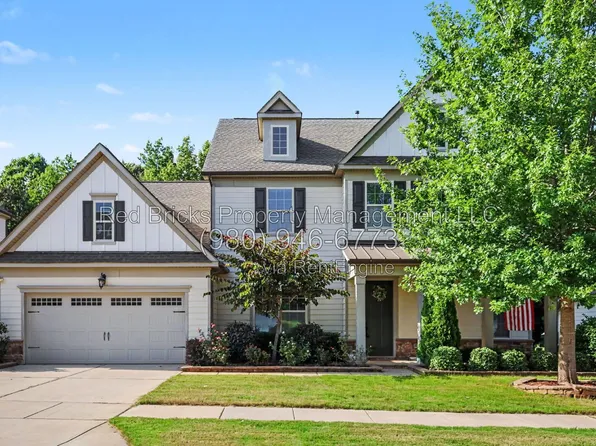 145 Barclay Dr, Waxhaw, NC 28173