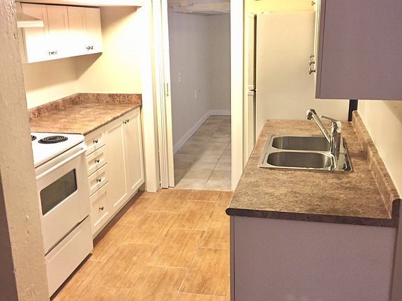 2nd image of 239 Queen St S #4