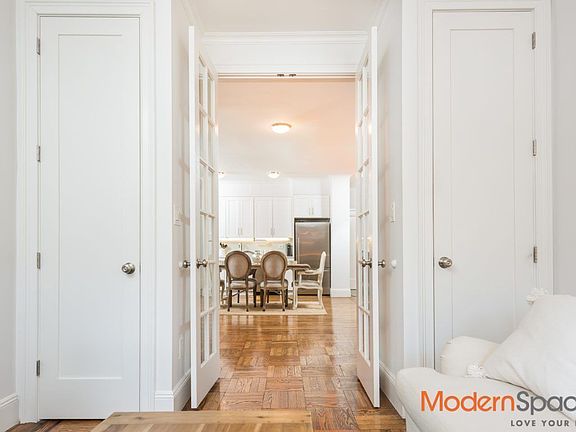 5th image of 2451 38th St APT 1A