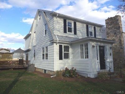 51 Blaine St, Fairfield, CT, 06824