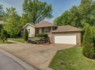 230 Shady Acres Cir, Nixa, MO 65714