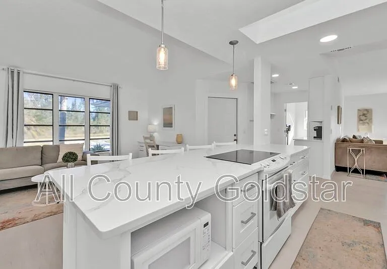 9509 Saint Paul Dr — Photo 38