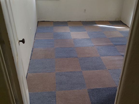 5th image of 1936 E B St