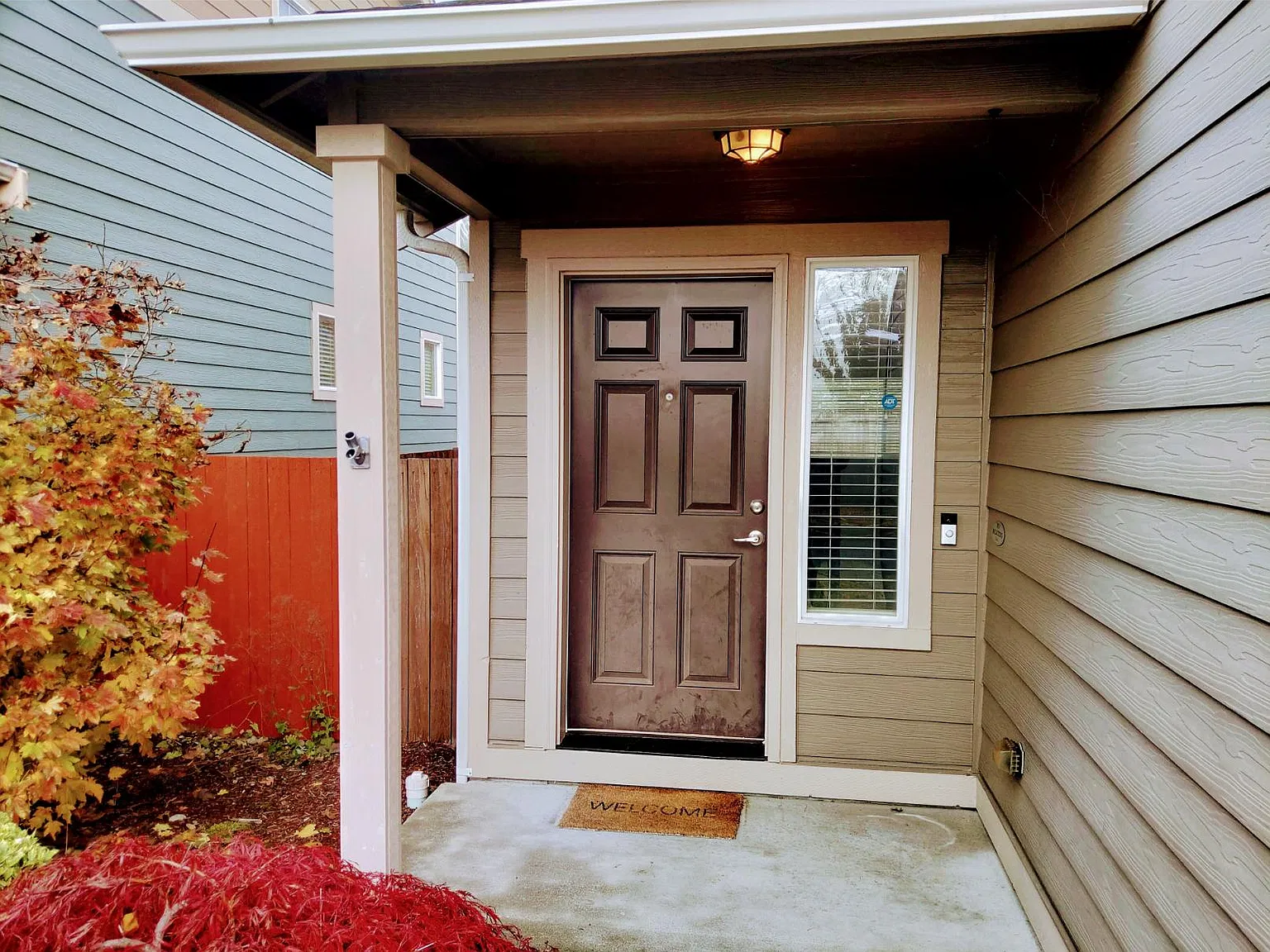 3 bed, 2.5 bath, 1614 sqft, $2,595 — Photo 3