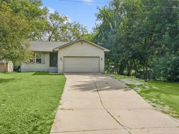 4445 SE 17th St, Des Moines, IA 50320