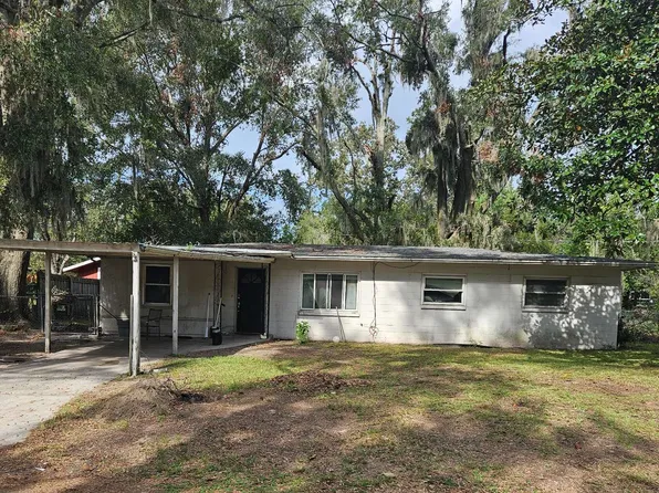 203 SE Oak Hill St, Lake City, FL 32025
