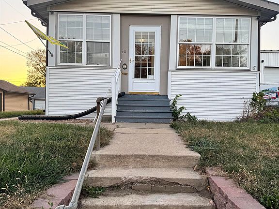 2nd image of 311 S Walts Ave