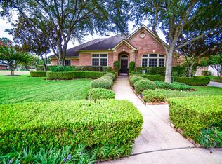 8438 Gentlewood Ct, Houston, TX 77095