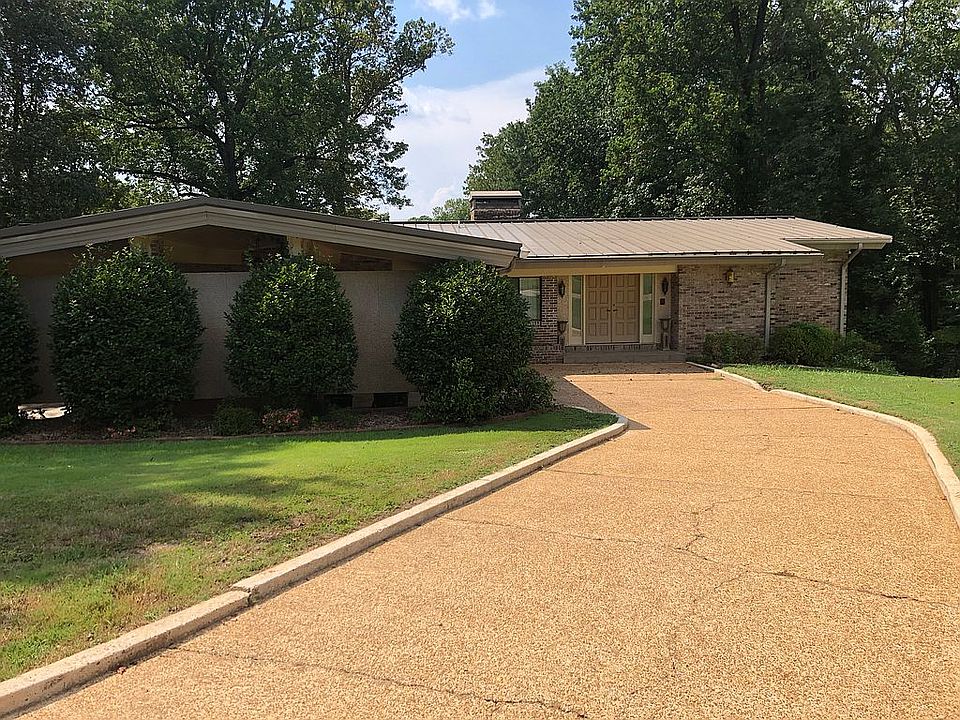 1st image of 1020 Indian Hills Dr