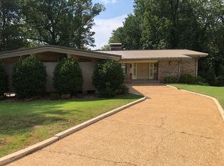 1020 Indian Hills Dr, Tuscaloosa, AL 35406