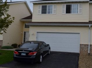 1049 Willow Trl, Farmington, MN 55024