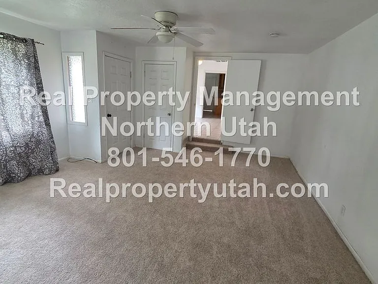 1487 Adams Ave — Photo 14