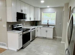 5141/5143 E Brookfield Dr, East Lansing, MI 48823
