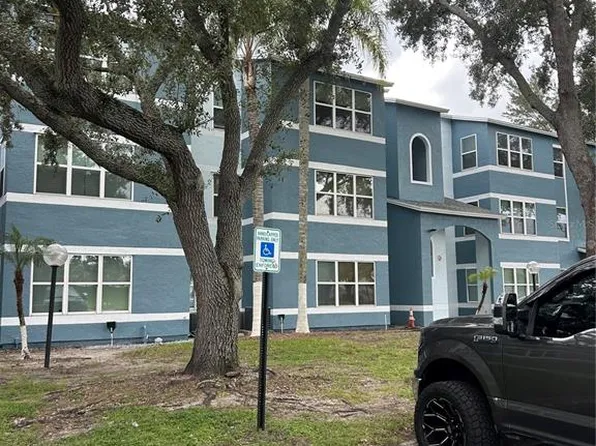 4572 Commander Dr, Orlando, FL