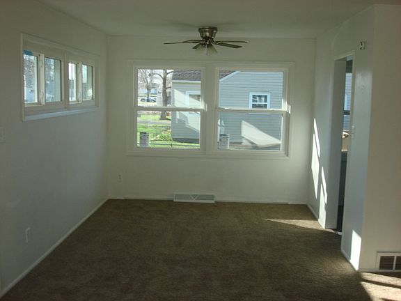 5th image of 1905 La Salle St