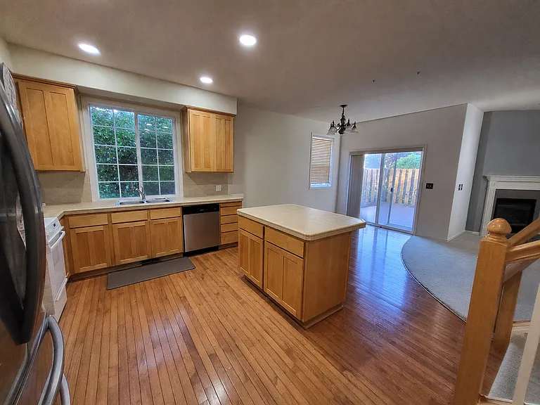 2228 SE Decade Ct — Photo 13
