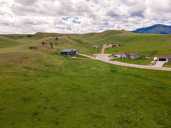 4th image of 37 Black Mountain Dr