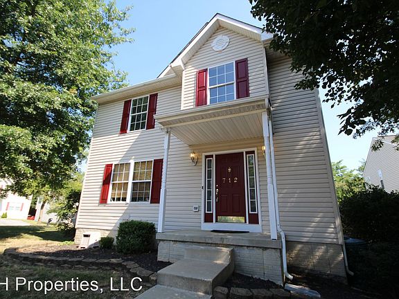 2nd image of 712 Lenstrom Friend Ct