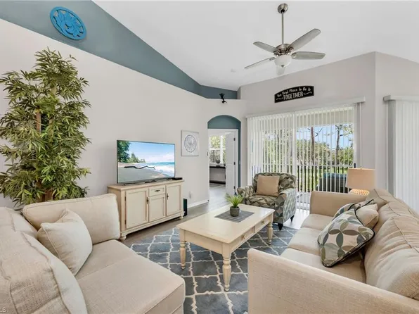 28220 Caballero WAY #2422, BONITA SPRINGS, FL 34135