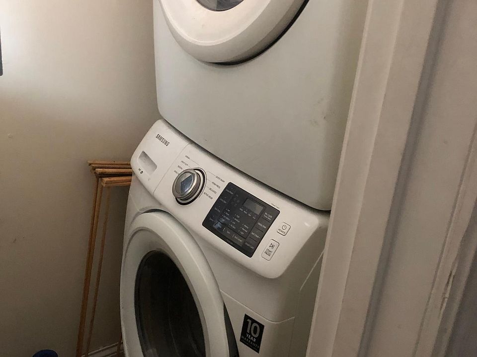 1st image of 3471 S Archer Ave #3