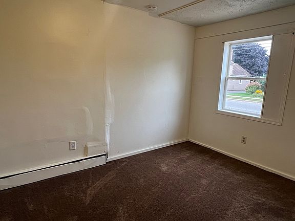 4th image of 2234 Presque Isle Ave #1A