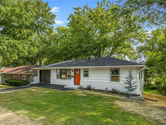 2nd image of 4527 Greeley Ave