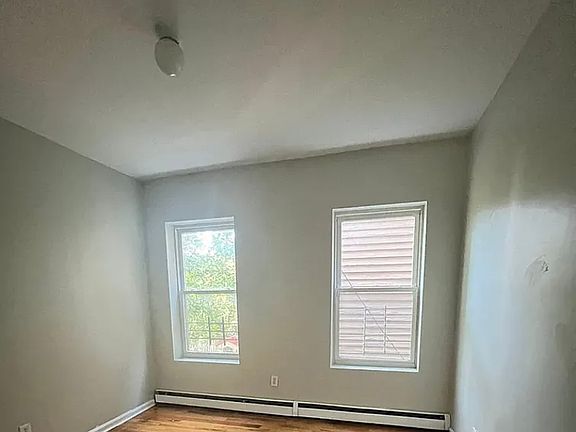 2nd image of 162 S 10th St #1R