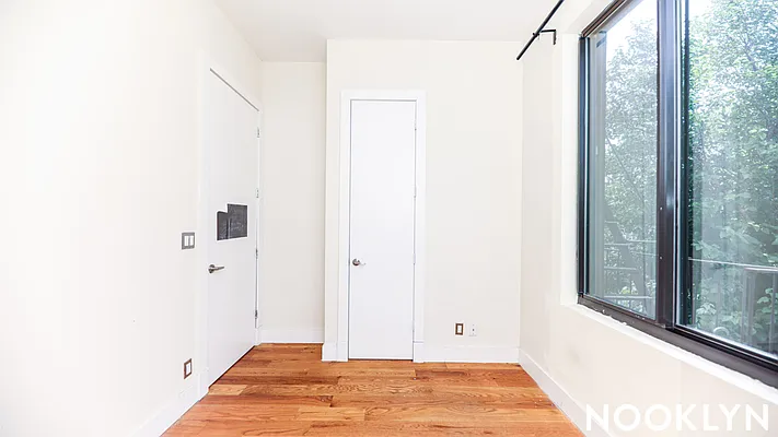 Rented by Nooklyn NYC LLC | media 10