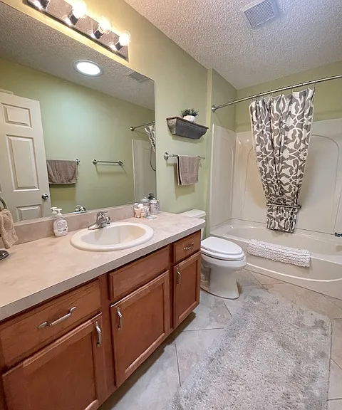 2305 Judson St — Photo 7