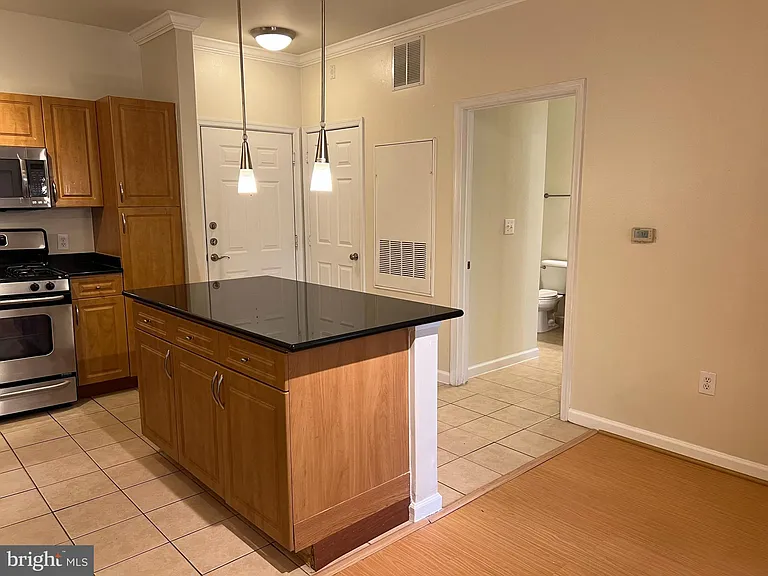 12905 Centre Park Cir #101 — Photo 4