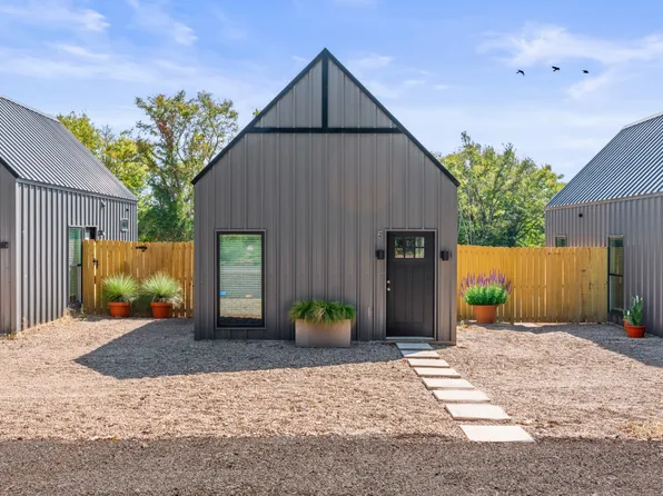 20048 County Road 4118, Lindale, TX 75771