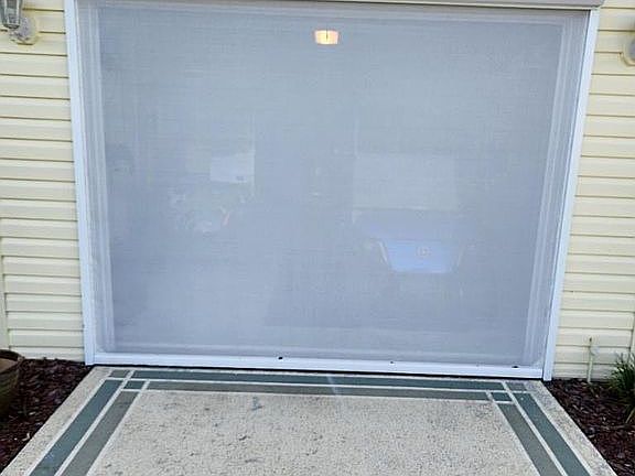 3rd image of 1527 Doral Cir