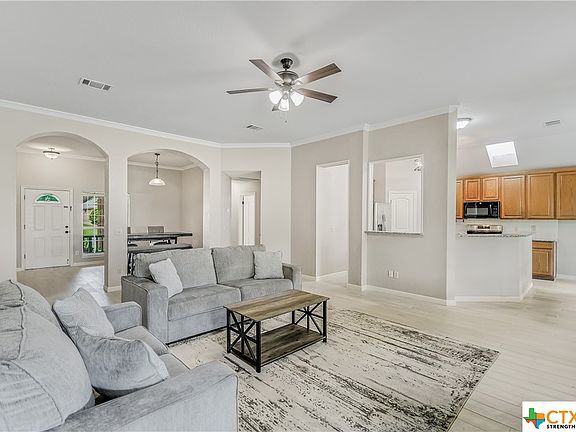 3rd image of 14807 Bescott Dr