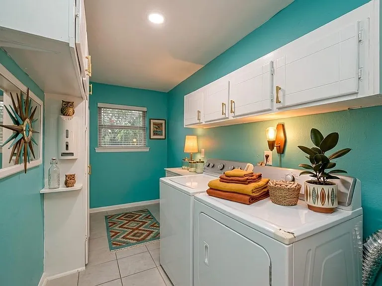 9139 Western Dr — Photo 15