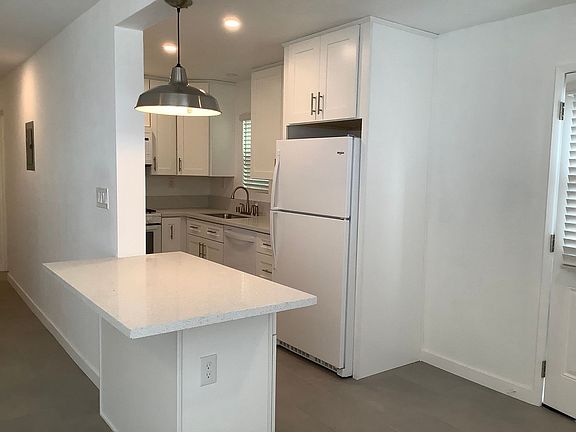 3rd image of 4437 1/2 Montalvo St