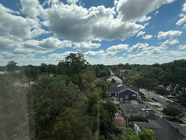 Silver Spring Towers — Photo 115