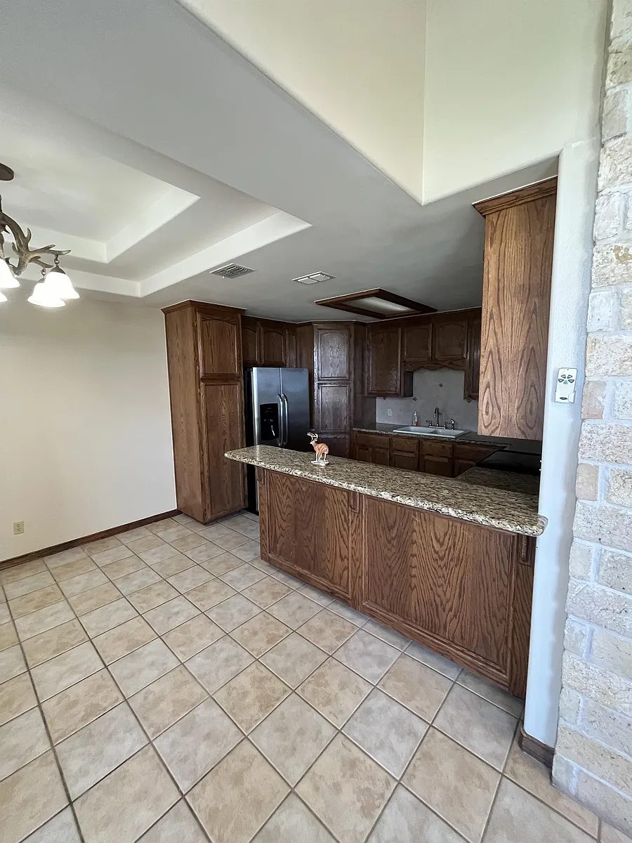 Building Photo - 310 S Val Verde Rd #B