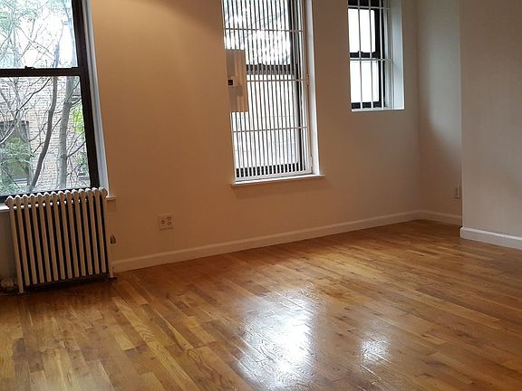 4th image of 95 Macdougal St APT 2A