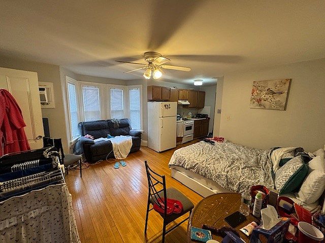 2nd image of 57 Pleasant St APT 5