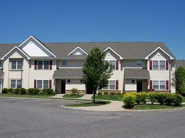 118 Morley Circle, Melville, NY 11747