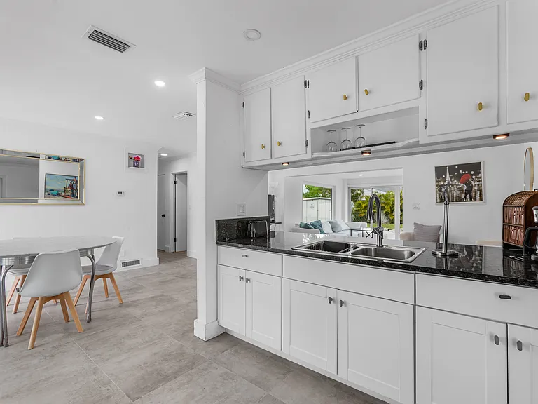 4681 Carson St NE — Photo 15