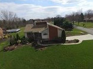 102 Smith Ln, Beaver Falls, PA