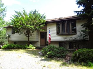 459 Scenic Dr, Albrightsville, PA