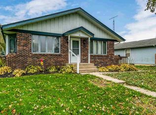 201 S Clark St, Monroe Center, IL 61052