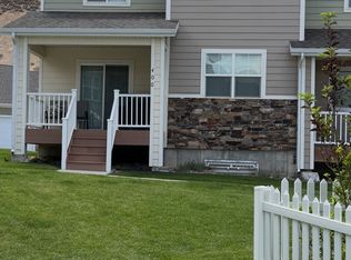 400 Elk Valley Dr, Green River, WY 82935