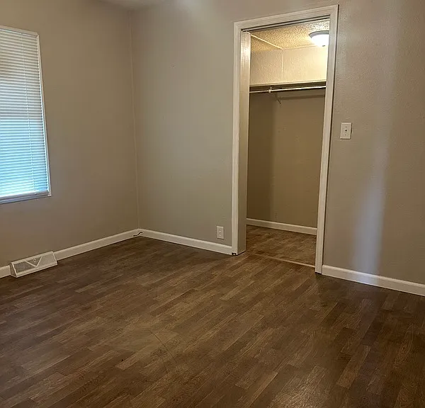 120 Lakeside Ave — Photo 6