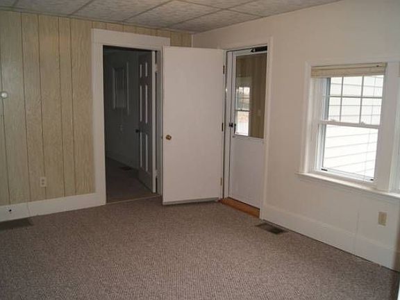 Living Area w/new carpet