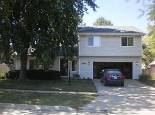 2606 Clayton Blvd, Champaign, IL