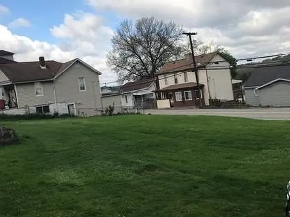 0 5th St, Irwin, PA 15642