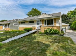 2822 S 67th St, Milwaukee, WI 53219